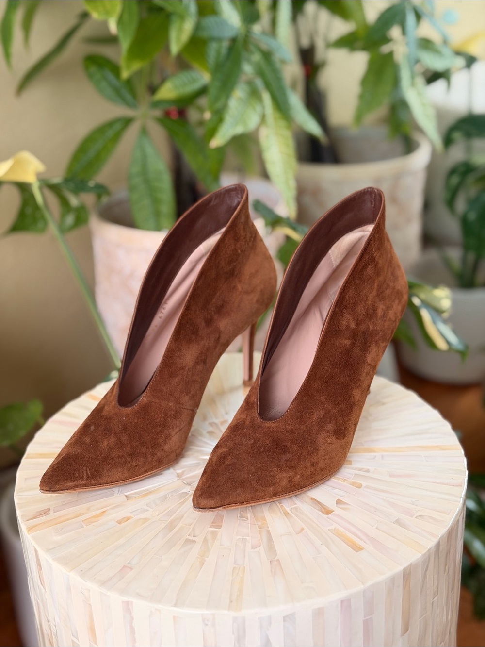 Gianvito Rossi Brown Suede Pointed-Toe Pumps 38 / 8